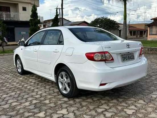 TOYOTA-COROLLA-2.0 XEI 16V FLEX 4P AUTOMÁTICO TOYOTA-COROLLA-2013