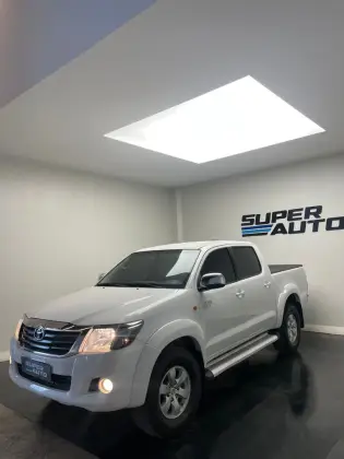 TOYOTA HILUX 2.7 SR 4X2 CD 16V FLEX 4P AUTOMÁTICO
