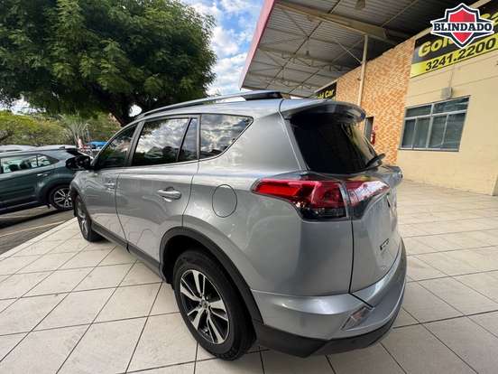 TOYOTA-RAV4-2.0 TOP 4X2 16V GASOLINA 4P AUTOMÁTICO TOYOTA-RAV4-2017