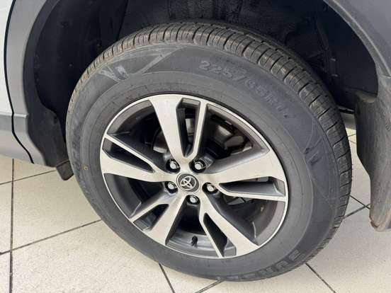 TOYOTA-RAV4-2.0 TOP 4X2 16V GASOLINA 4P AUTOMÁTICO TOYOTA-RAV4-2017