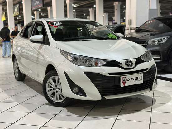 TOYOTA-YARIS-1.5 16V FLEX SEDAN XL PLUS TECH MULTIDRIVE TOYOTA-YARIS-2018