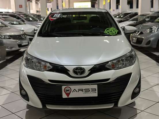 TOYOTA-YARIS-1.5 16V FLEX SEDAN XL PLUS TECH MULTIDRIVE TOYOTA-YARIS-2018