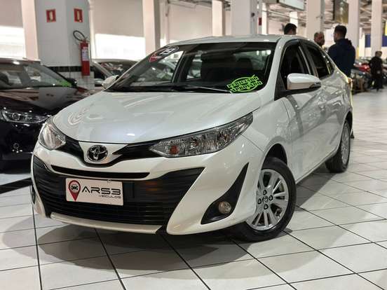 TOYOTA-YARIS-1.5 16V FLEX SEDAN XL PLUS TECH MULTIDRIVE TOYOTA-YARIS-2018