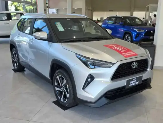 TOYOTA YARIS CROSS 1.5 VVT-I HYBRID FLEX XRE CVT TOYOTA YARIS CROSS 1.5 VVT-I HYBRID FLEX XRE CVT