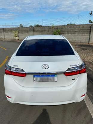 TOYOTA-COROLLA-2017