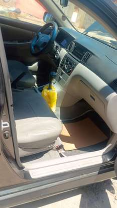 TOYOTA-COROLLA-2006