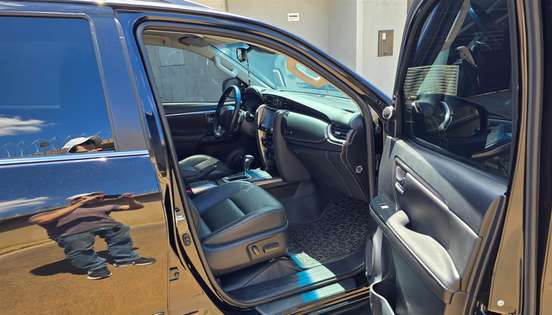 TOYOTA-HILUX SW4-2021