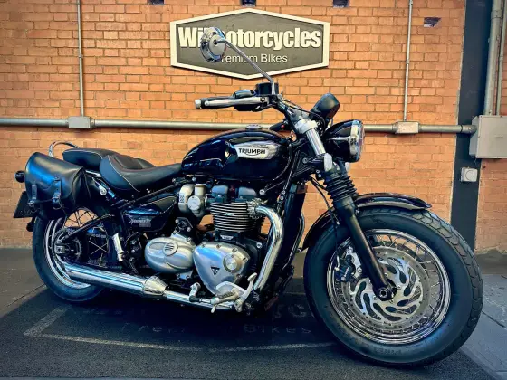 TRIUMPH BONNEVILLE SPEEDMASTER TRIUMPH BONNEVILLE SPEEDMASTER