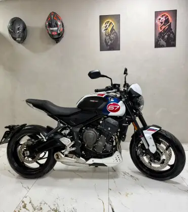 TRIUMPH TRIDENT 660 TRIUMPH TRIDENT 660