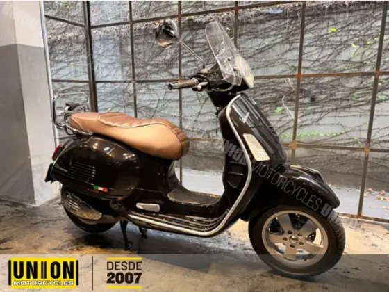 VESPA GTS 300 TOURING 