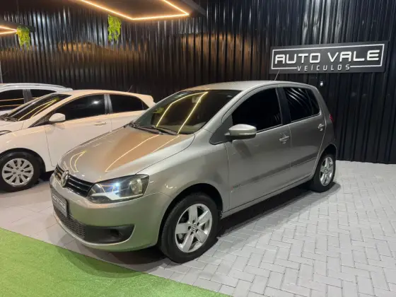 VOLKSWAGEN FOX 1.0 MI 8V FLEX 4P MANUAL VOLKSWAGEN FOX 1.0 MI 8V FLEX 4P MANUAL