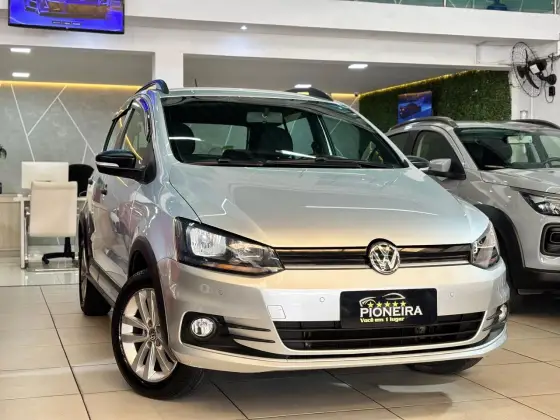 VOLKSWAGEN FOX 1.0 MPI TRACK 12V FLEX 4P MANUAL VOLKSWAGEN FOX 1.0 MPI TRACK 12V FLEX 4P MANUAL