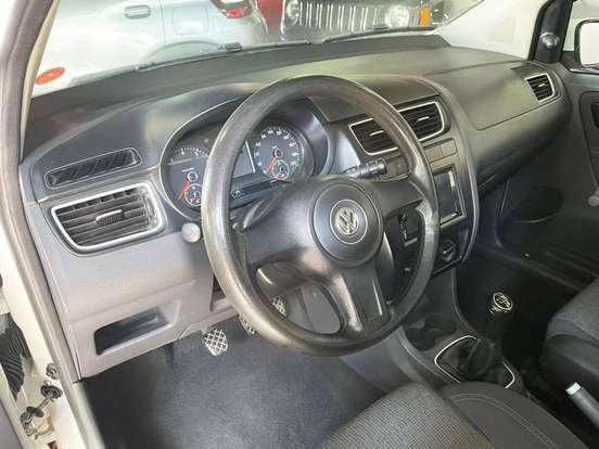 VOLKSWAGEN-FOX-1.0 MI 8V FLEX 4P MANUAL VOLKSWAGEN-FOX-2012