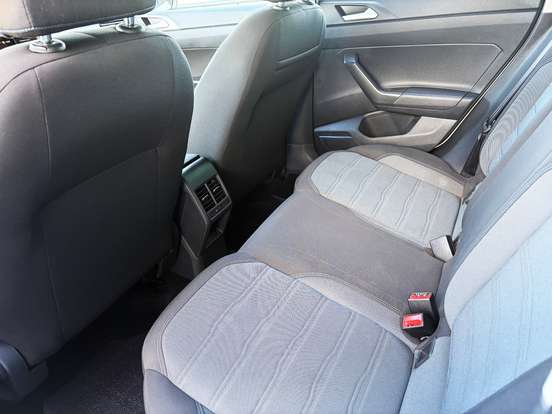 VOLKSWAGEN-NIVUS-1.0 200 TSI TOTAL FLEX COMFORTLINE AUTOMÁTICO VOLKSWAGEN-NIVUS-2023
