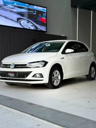 VOLKSWAGEN POLO 1.0 200 TSI COMFORTLINE AUTOMÁTICO VOLKSWAGEN POLO 1.0 200 TSI COMFORTLINE AUTOMÁTICO