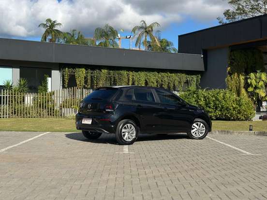 VOLKSWAGEN-POLO-2024