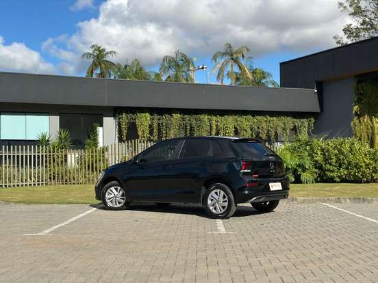 VOLKSWAGEN-POLO-2024