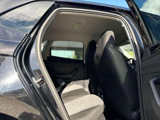 VOLKSWAGEN-POLO-2024