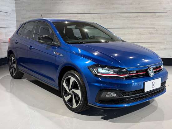 VOLKSWAGEN-POLO-2020