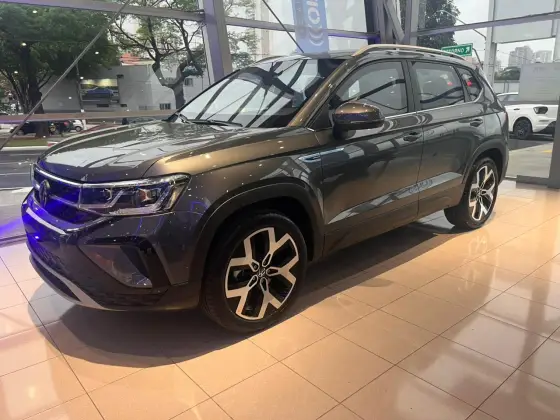 VOLKSWAGEN TAOS 1.4 250 TSI TOTAL FLEX HIGHLINE AUTOMÁTICO