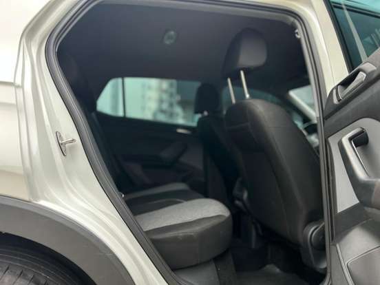 VOLKSWAGEN-T-CROSS-1.0 200 TSI TOTAL FLEX AUTOMÁTICO VOLKSWAGEN-T-CROSS-2024