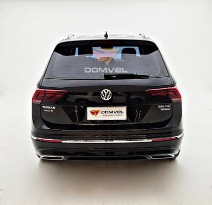VOLKSWAGEN-TIGUAN-2021