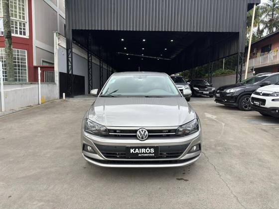VOLKSWAGEN VIRTUS 1.0 200 TSI HIGHLINE AUTOMÁTICO