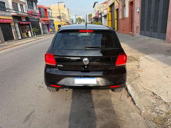 VOLKSWAGEN-GOL-2017