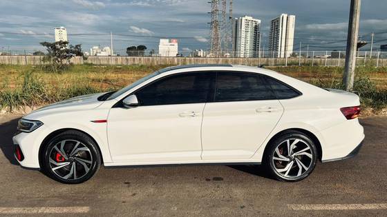 VOLKSWAGEN JETTA 2.0 350 TSI GASOLINA GLI DSG