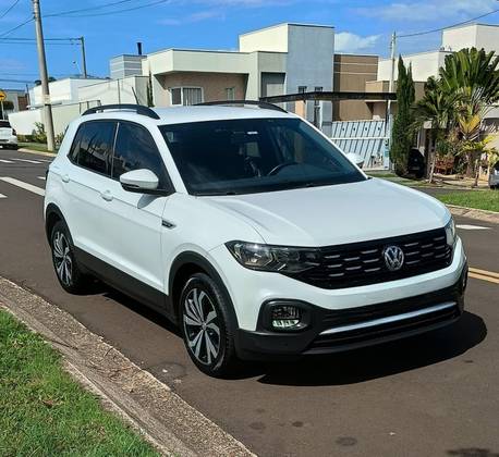 VOLKSWAGEN T-CROSS 1.0 200 TSI TOTAL FLEX COMFORTLINE AUTOMÁTICO