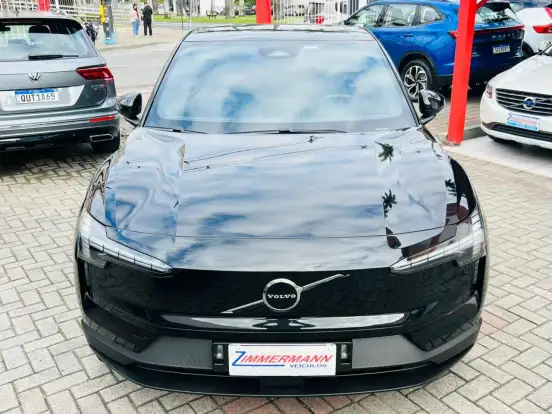 VOLVO-EX30-2024