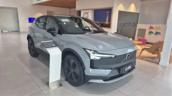 VOLVO EX30 69 KW ELÉTRICO CROSS COUNTRY