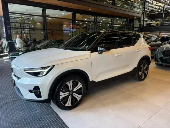 VOLVO XC40 P6 RECHARGE ELECTRIC PLUS