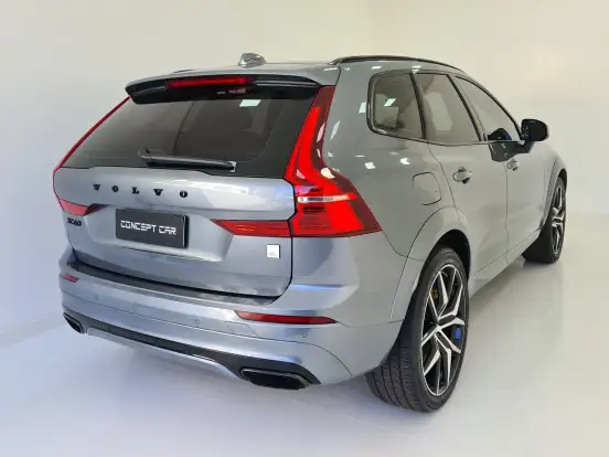 VOLVO-XC60-2021