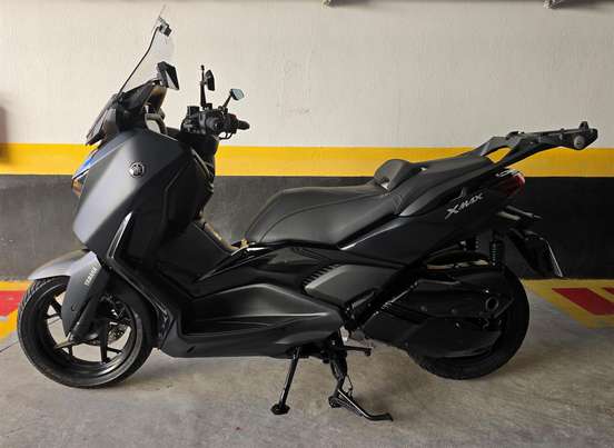 YAMAHA-XMAX 250 CONNECTED ABS-2025