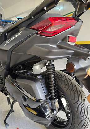 YAMAHA-XMAX 250 CONNECTED ABS-2025