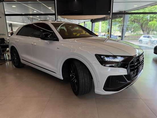 AUDI-Q8-3.0 TFSI GASOLINA PERFORMANCE BLACK QUATTRO TIPTRONIC AUDI-Q8-2021