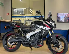 BAJAJ DOMINAR NS400Z BAJAJ DOMINAR NS400Z