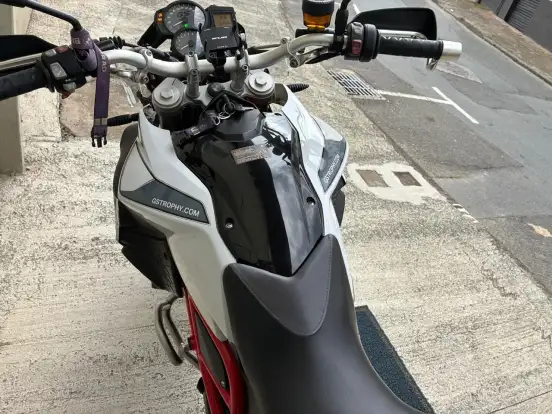 BMW-F 800 GS BMW-F 800 GS-2017