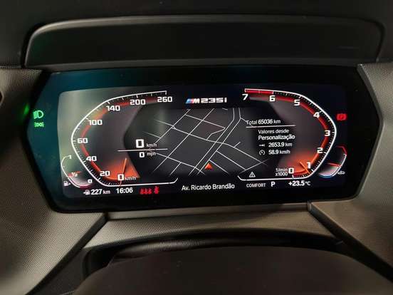 BMW-M 235i-2021