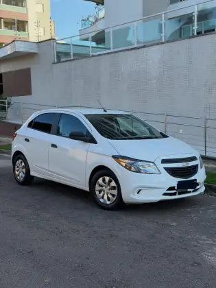 CHEVROLET ONIX 1.0 MPFI JOY 8V FLEX 4P MANUAL CHEVROLET ONIX 1.0 MPFI JOY 8V FLEX 4P MANUAL