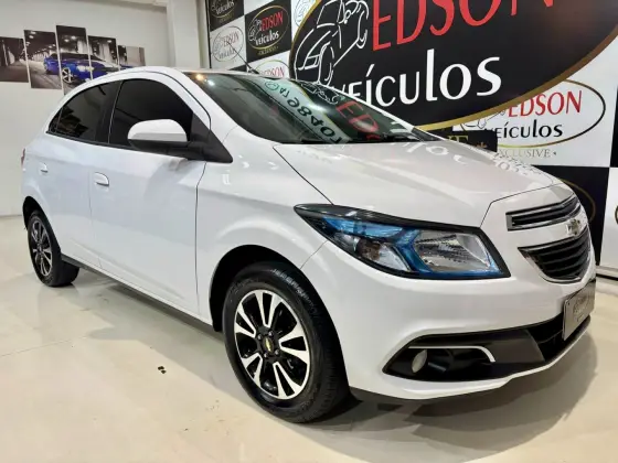 CHEVROLET ONIX 1.4 MPFI LTZ 8V FLEX 4P MANUAL CHEVROLET ONIX 1.4 MPFI LTZ 8V FLEX 4P MANUAL