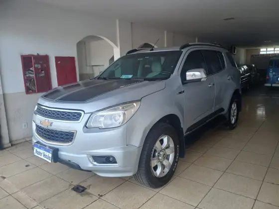 CHEVROLET TRAILBLAZER 2.8 LTZ 4X4 16V TURBO DIESEL 4P AUTOMÁTICO CHEVROLET TRAILBLAZER 2.8 LTZ 4X4 16V TURBO DIESEL 4P AUTOMÁTICO