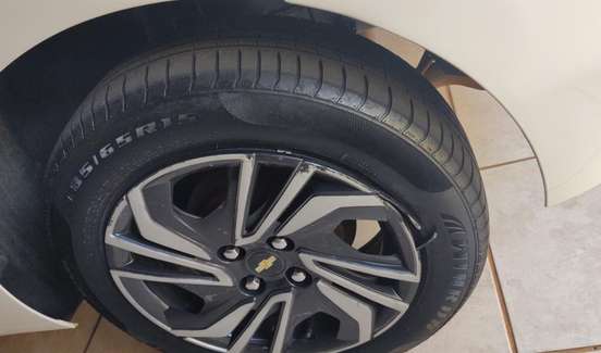 CHEVROLET-ONIX-2023