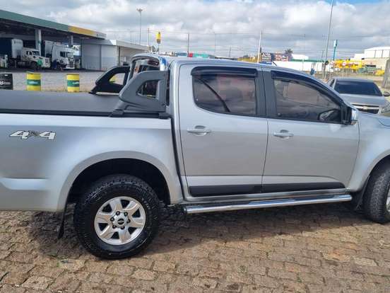 CHEVROLET-S10-2.8 LT 4X4 CD 16V TURBO DIESEL 4P MANUAL CHEVROLET-S10-2013