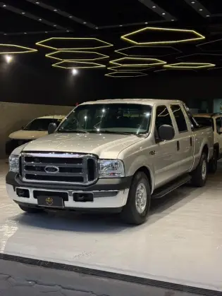 FORD F-250 4.2 XLT 4X2 CE TURBO INTERCOOLER DIESEL 4P MANUAL FORD F-250 4.2 XLT 4X2 CE TURBO INTERCOOLER DIESEL 4P MANUAL