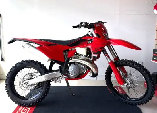 GAS GAS-EC 300-2025