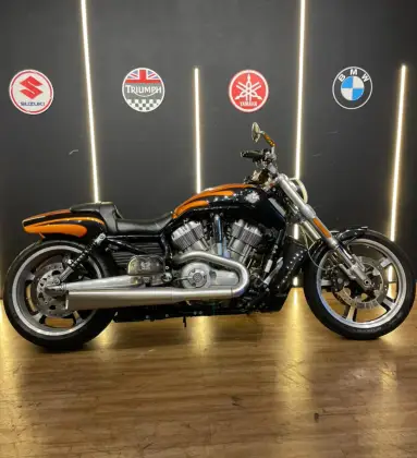 HARLEY-DAVIDSON V-ROD MUSCLE HARLEY-DAVIDSON V-ROD MUSCLE