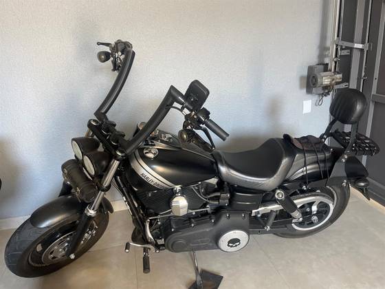 HARLEY-DAVIDSON DYNA FAT BOB 