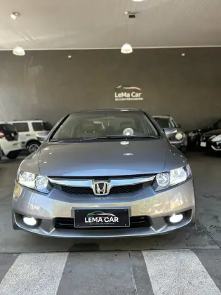 HONDA CIVIC 1.8 LXL 16V FLEX 4P AUTOMÁTICO HONDA CIVIC 1.8 LXL 16V FLEX 4P AUTOMÁTICO